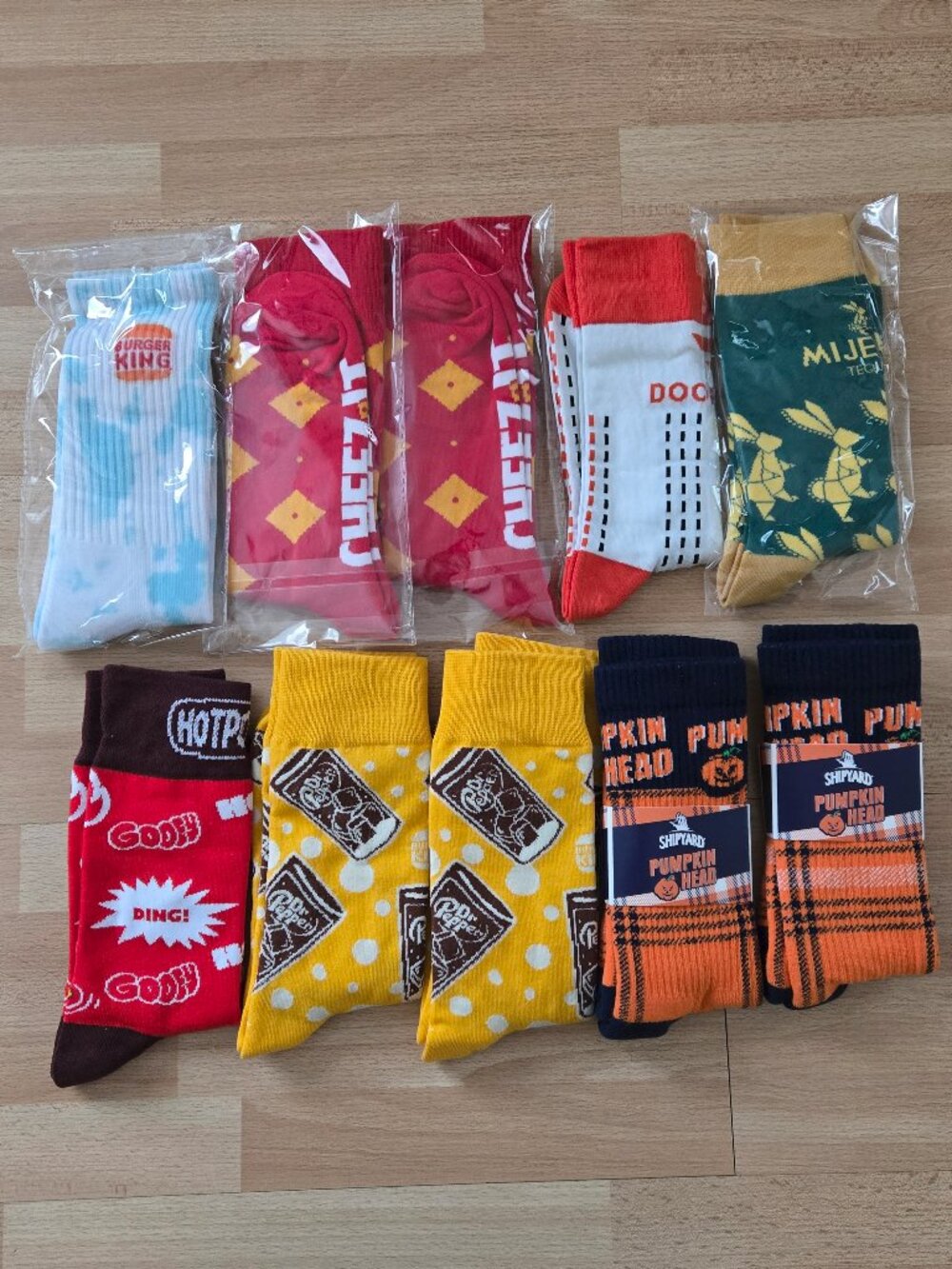 10 Pairs Of Novelty Socks Burger King Dr Pepper Hot Pockets Door Dash Cheez-It